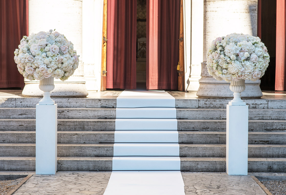 WEDDING IN THE CASTLE